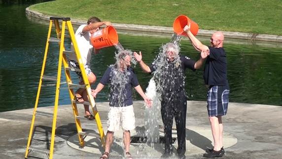 IceBucketChallenge8-14